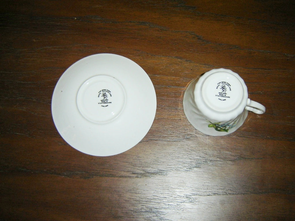 Royal Sutherland blue white bouquet swirl cup and saucer VGU