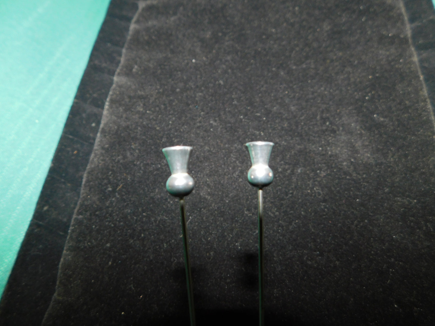 Vintage silver tone (pewter) hatpin VGU