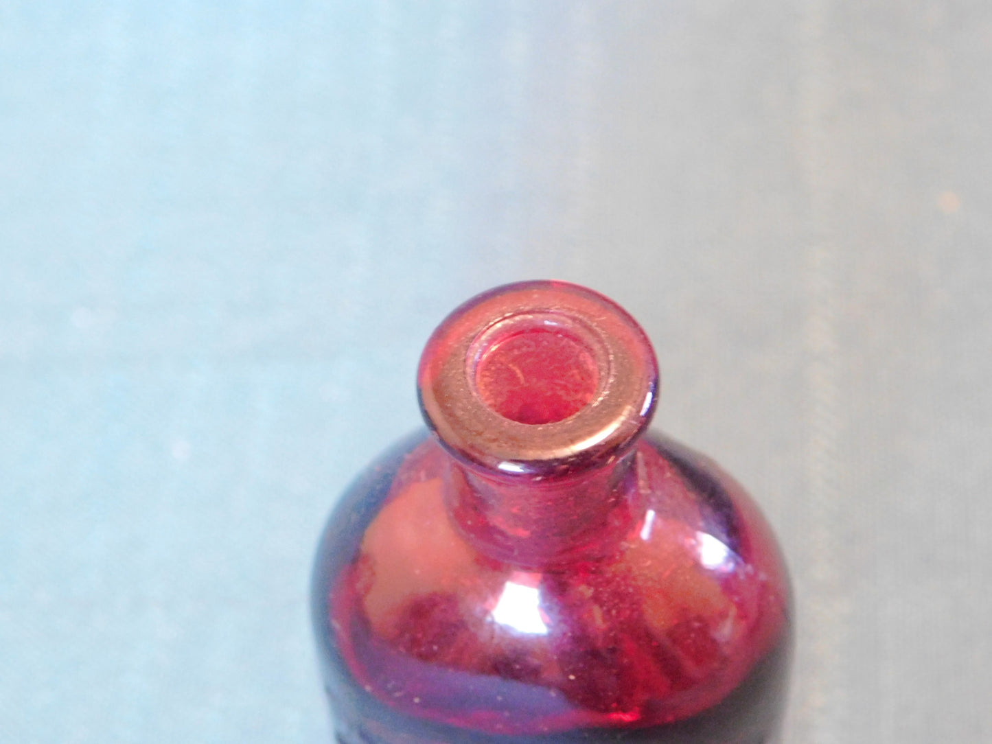 Vintage Frank's Kidney Liver cure ruby bottle mint condition