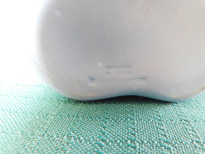 Wedgwood cream on lavender bean box Cupid as Oracle near mint condition