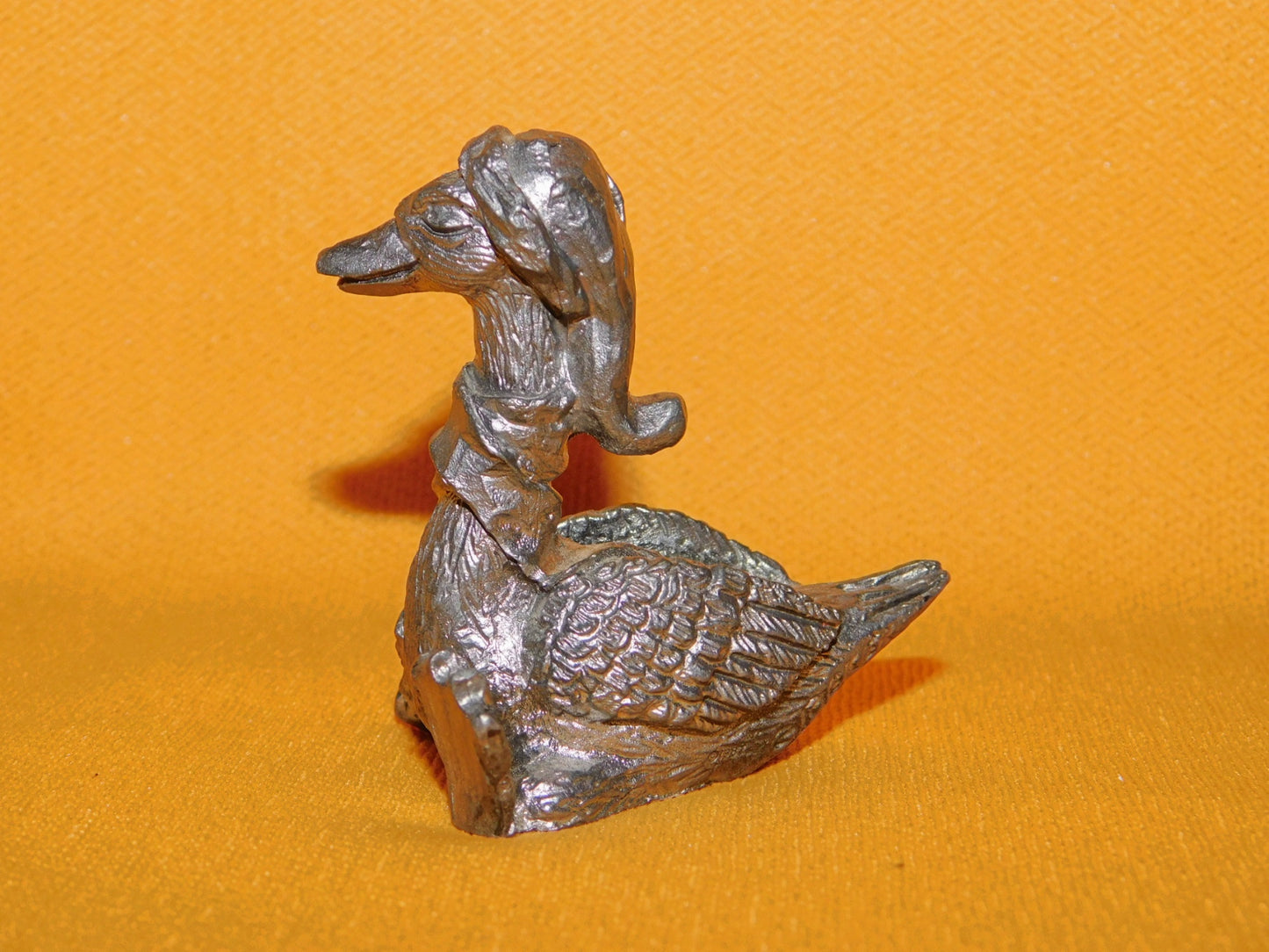 Solid pewter small Goose figure made in USA mint condition