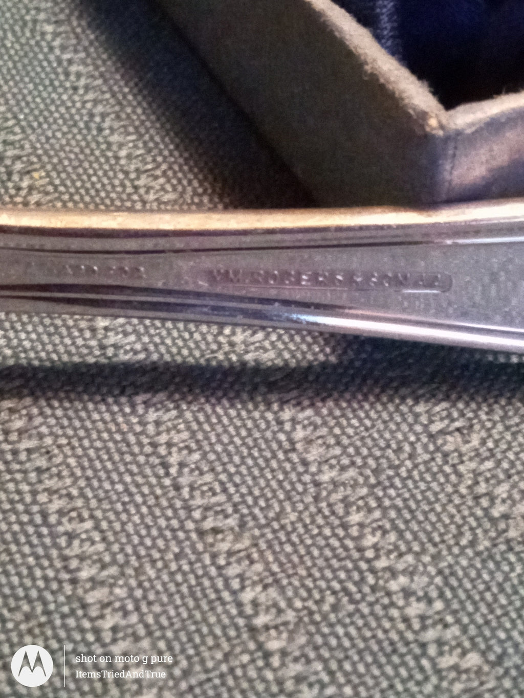 Wm. Rogers & Son “Debutante” Silverplate Butter Spreaders – 6‑Piece Vintage Set