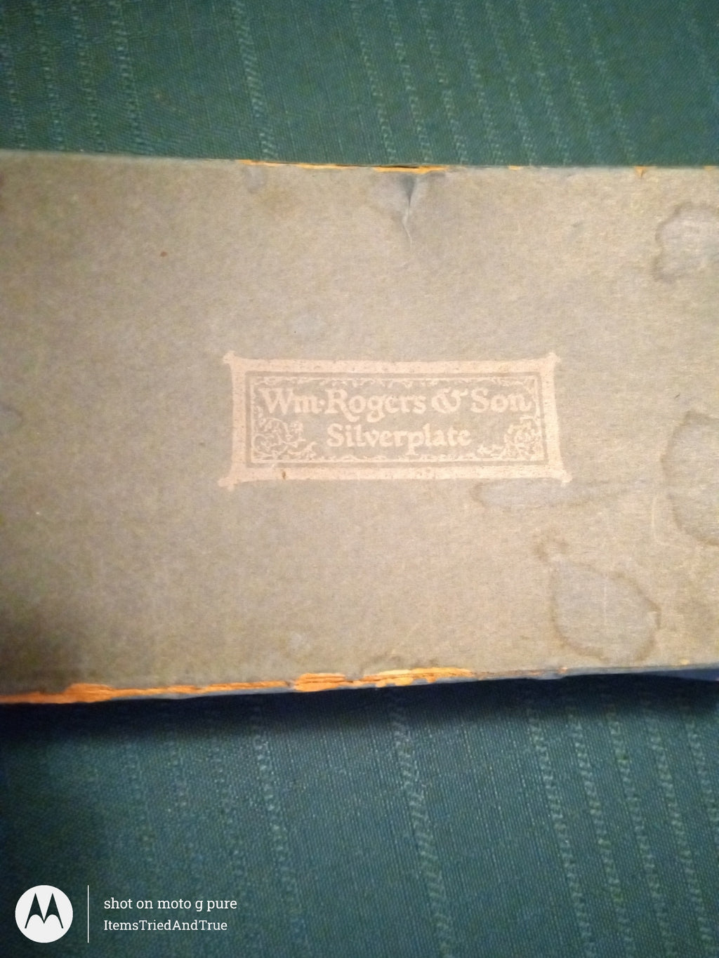 Wm. Rogers & Son “Debutante” Silverplate Butter Spreaders – 6‑Piece Vintage Set