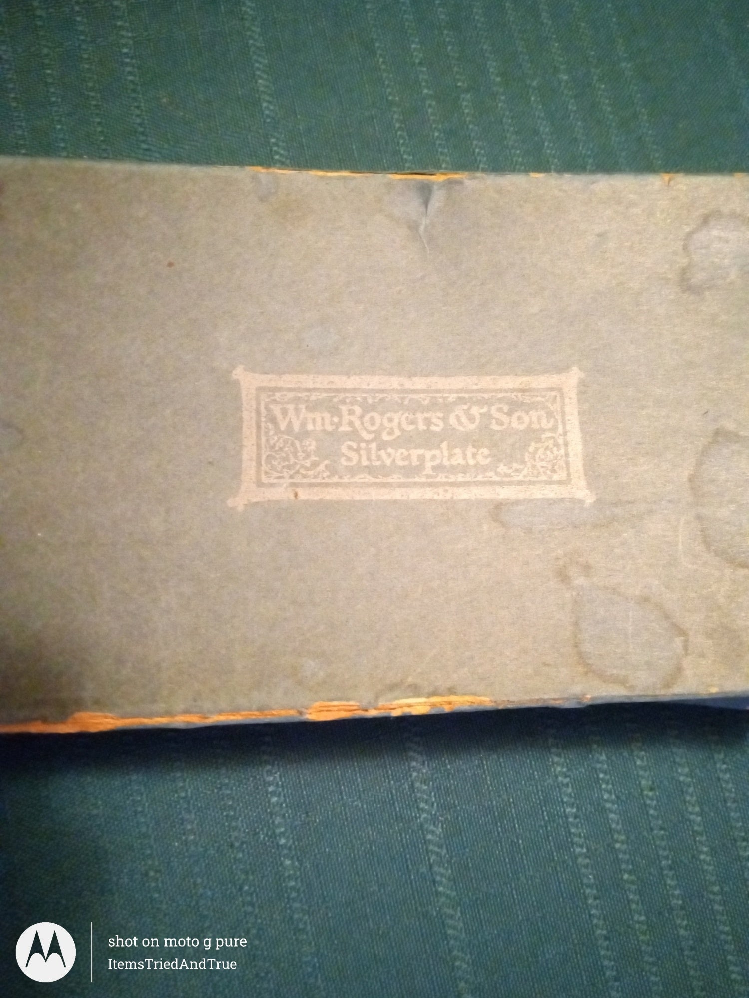 Wm. Rogers & Son “Debutante” Silverplate Butter Spreaders – 6‑Piece Vintage Set