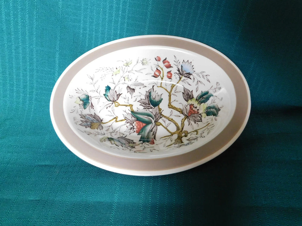 Wood & Sons Jamestown (Rim) (1950) 8 x 6 oval vegetable