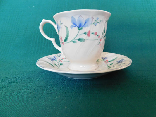 Nikko Floriana (1993) cup and saucer VGU