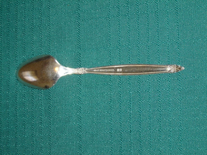 1847 Rogers Bros Garland (1965) teaspoon VGU