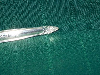 1847 Rogers Bros. Garland (1965) fork VGU 1847 Rogers Bros