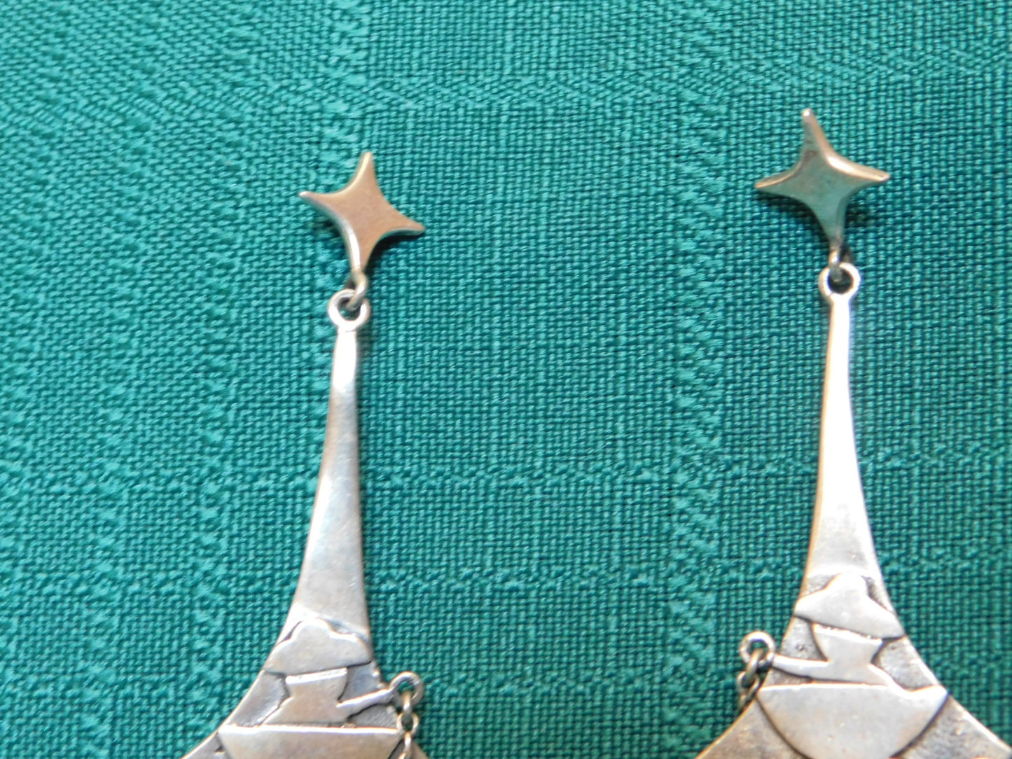 Pair of sterling dangling fishermen earrings pushback clasp mint condition