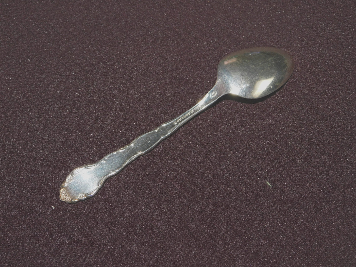 1881 Rogers Flirtation (1959) Five O Clock teaspoon VGU