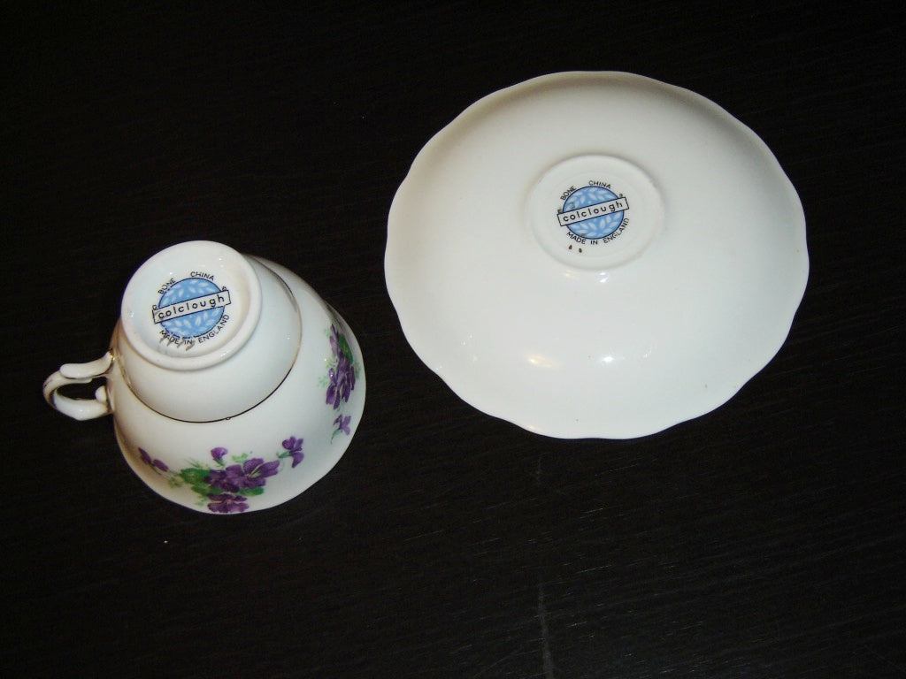 Colclough 7177 (CLC112?) purple violets cup and saucer VGU