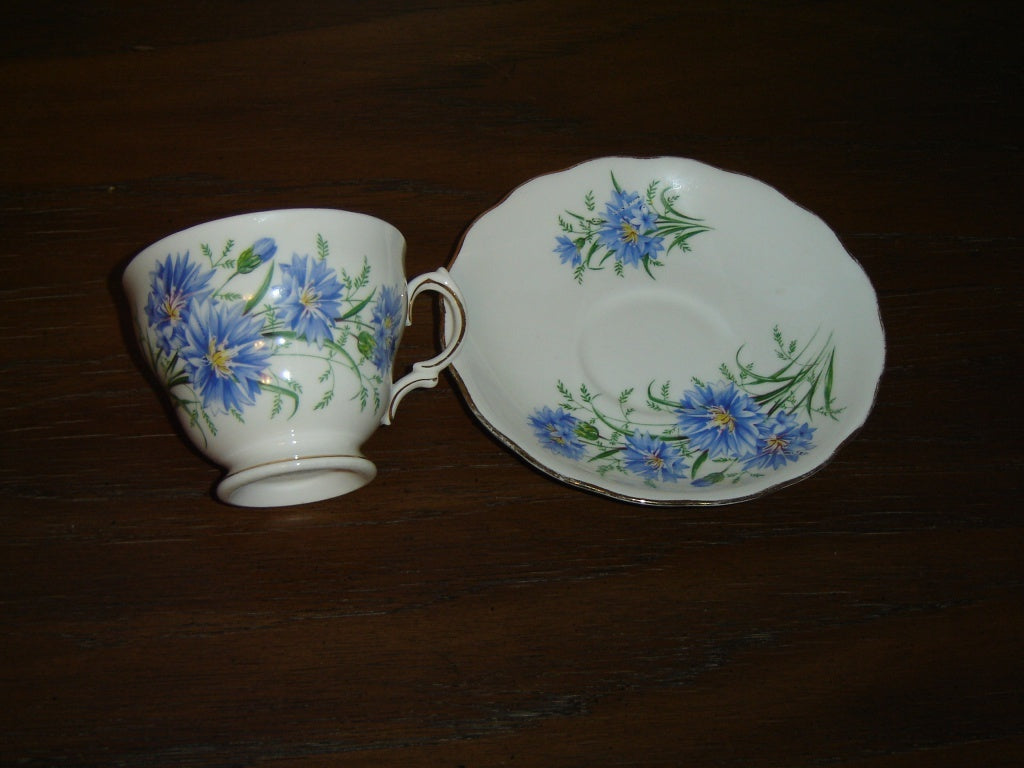 Royal Vale 7513 blue flower cup and saucer VGU