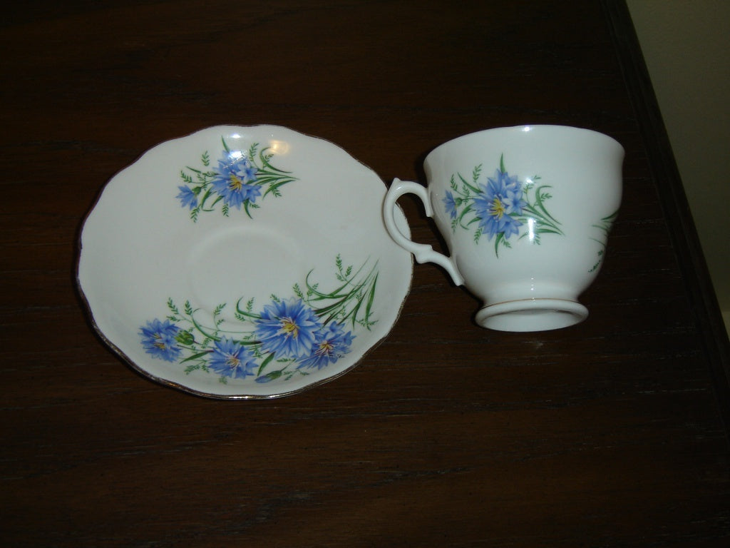 Royal Vale 7513 blue flower cup and saucer VGU