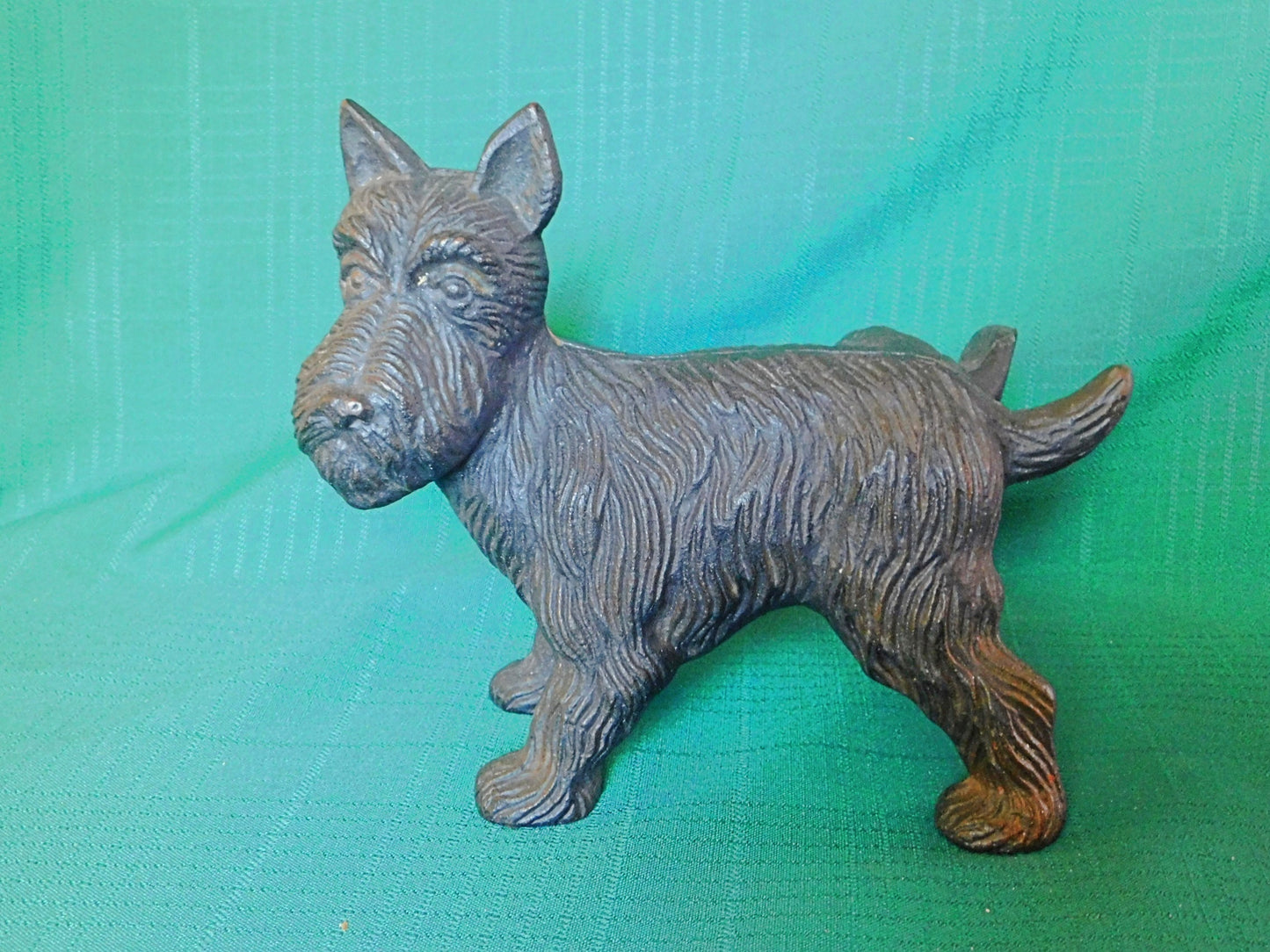 Vintage cast iron Scottish Terrier leg up door stop VGU