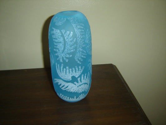 Tall light blue round frosted design art glass vase VGU