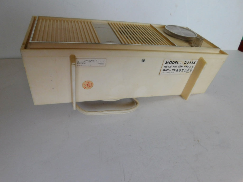 Vintage Admiral R233X Table Radio working