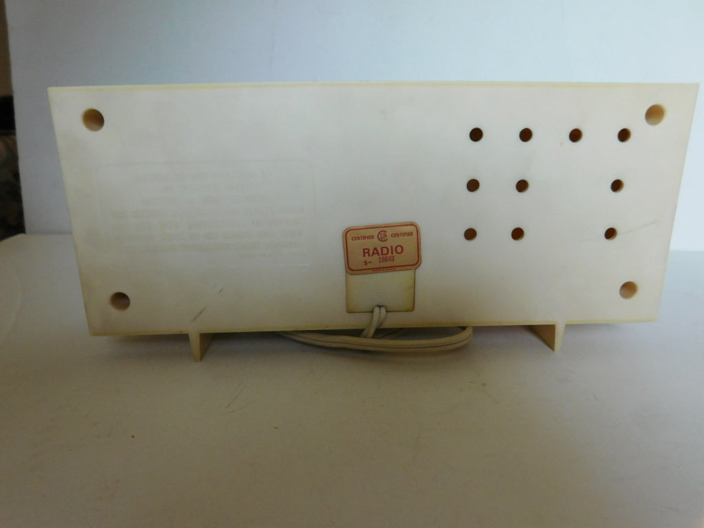 Vintage Admiral R233X Table Radio working