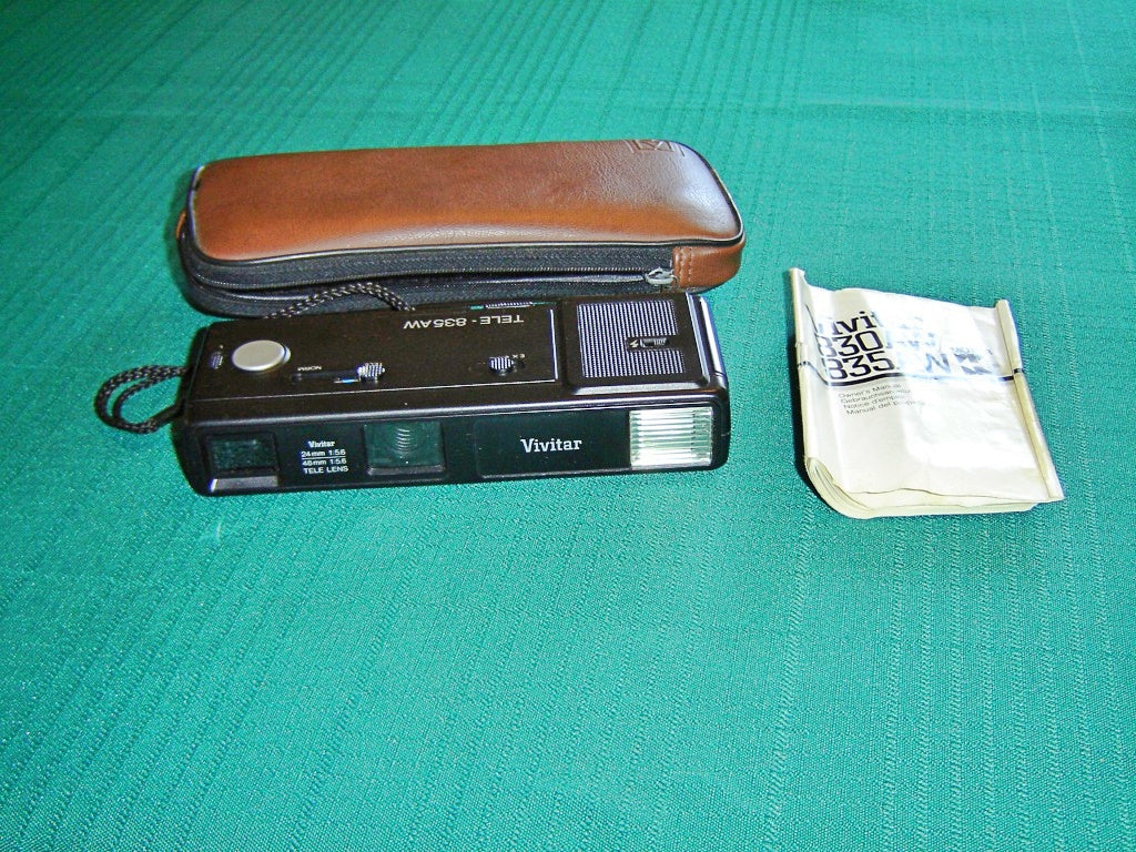 Vivitar TELE‑835AW 35mm Film Camera Set – Vintage Point‑and‑Shoot with Case & Manual