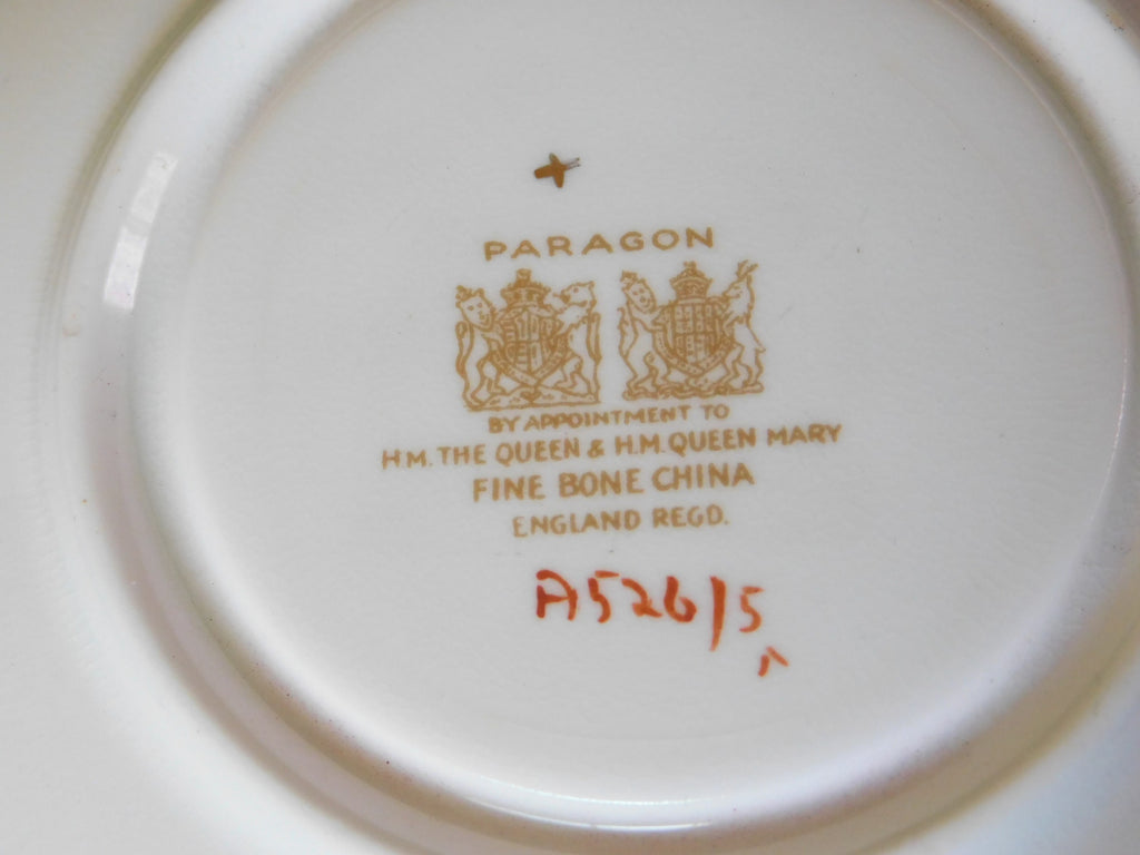 Paragon A526/5 gold scroll red band double warrant saucer VGU