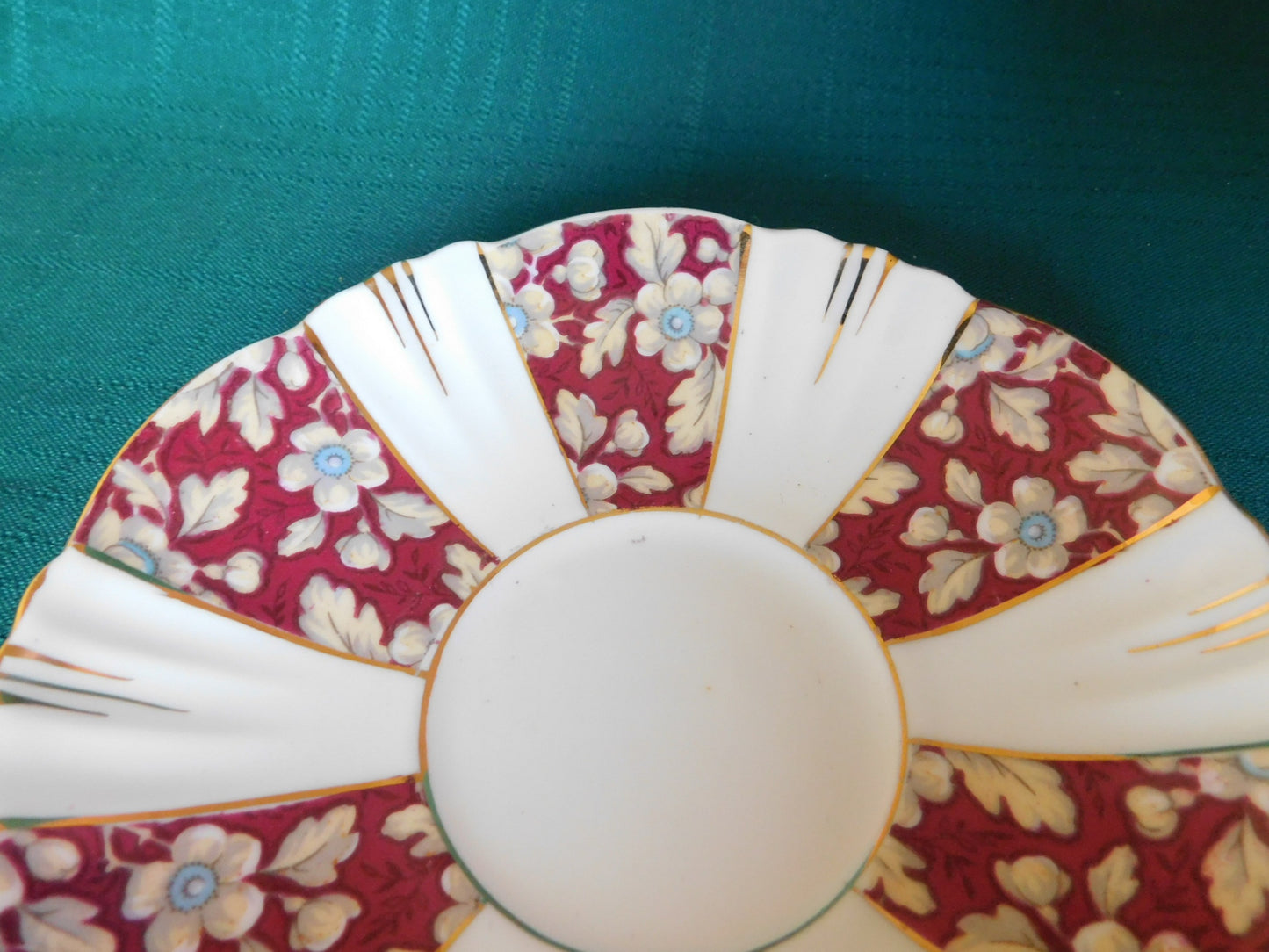 Royal Albert chintz brocade (1930s) burgundy beige saucer VGU