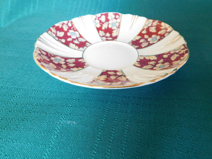 Royal Albert chintz brocade (1930s) burgundy beige saucer VGU