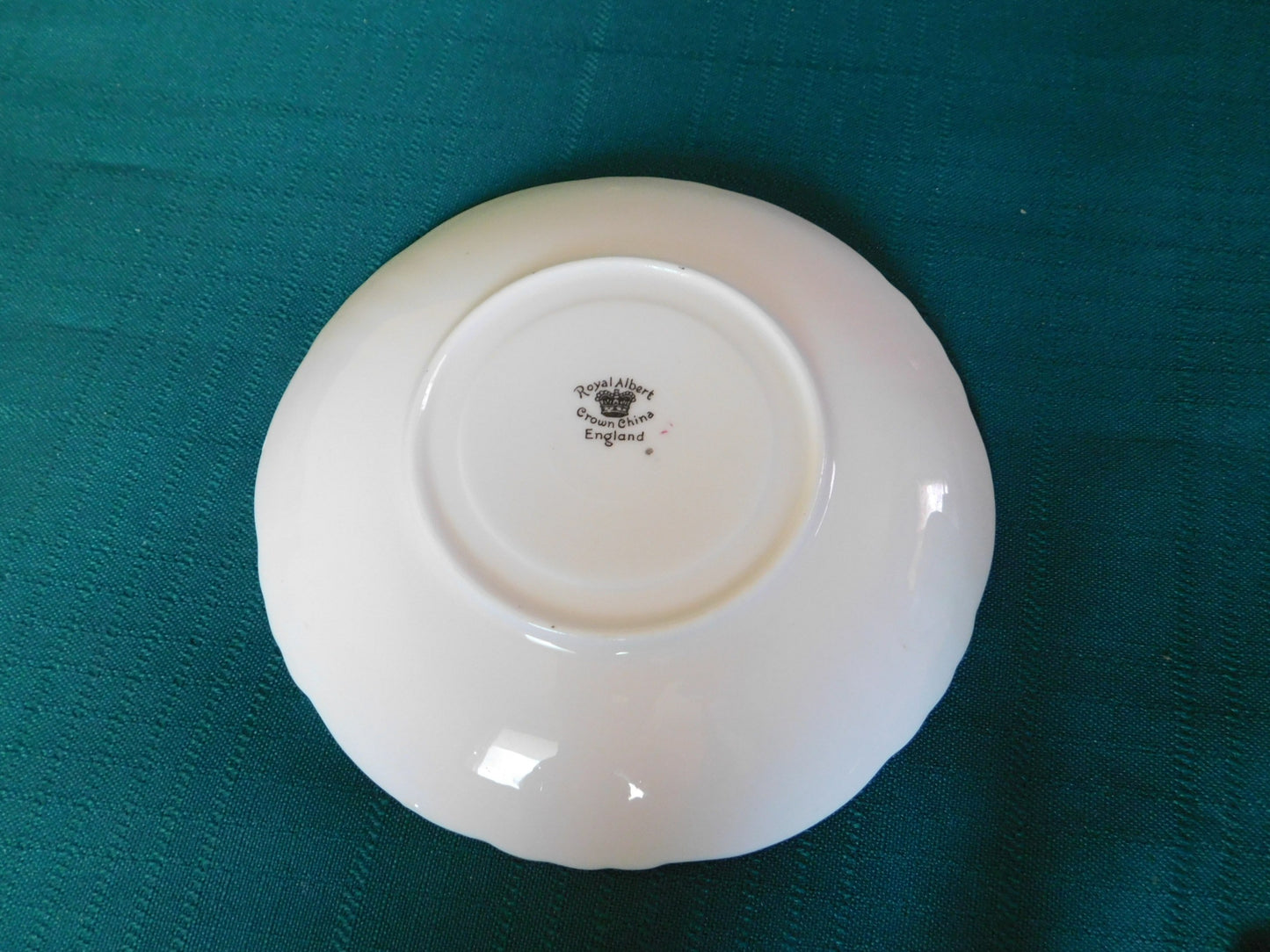 Royal Albert chintz brocade (1930s) burgundy beige saucer VGU