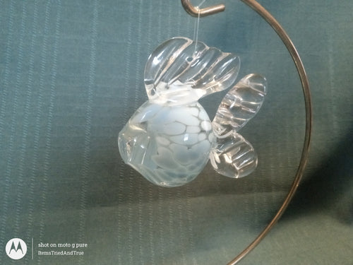 Hand‑Blown Glass Fish Ornament – Clear & Blue Art Glass Sculpture