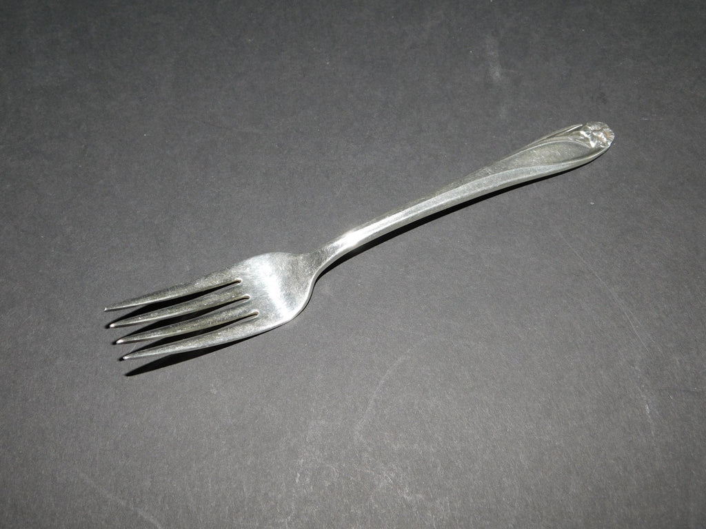 1847 Rogers Bros. Daffodil (1950) Silverplate Flatware 1847 Rogers Bros