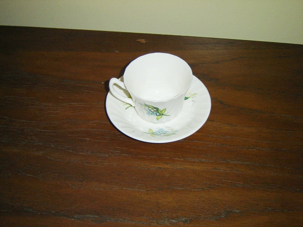 Royal Sutherland blue white bouquet swirl cup and saucer VGU
