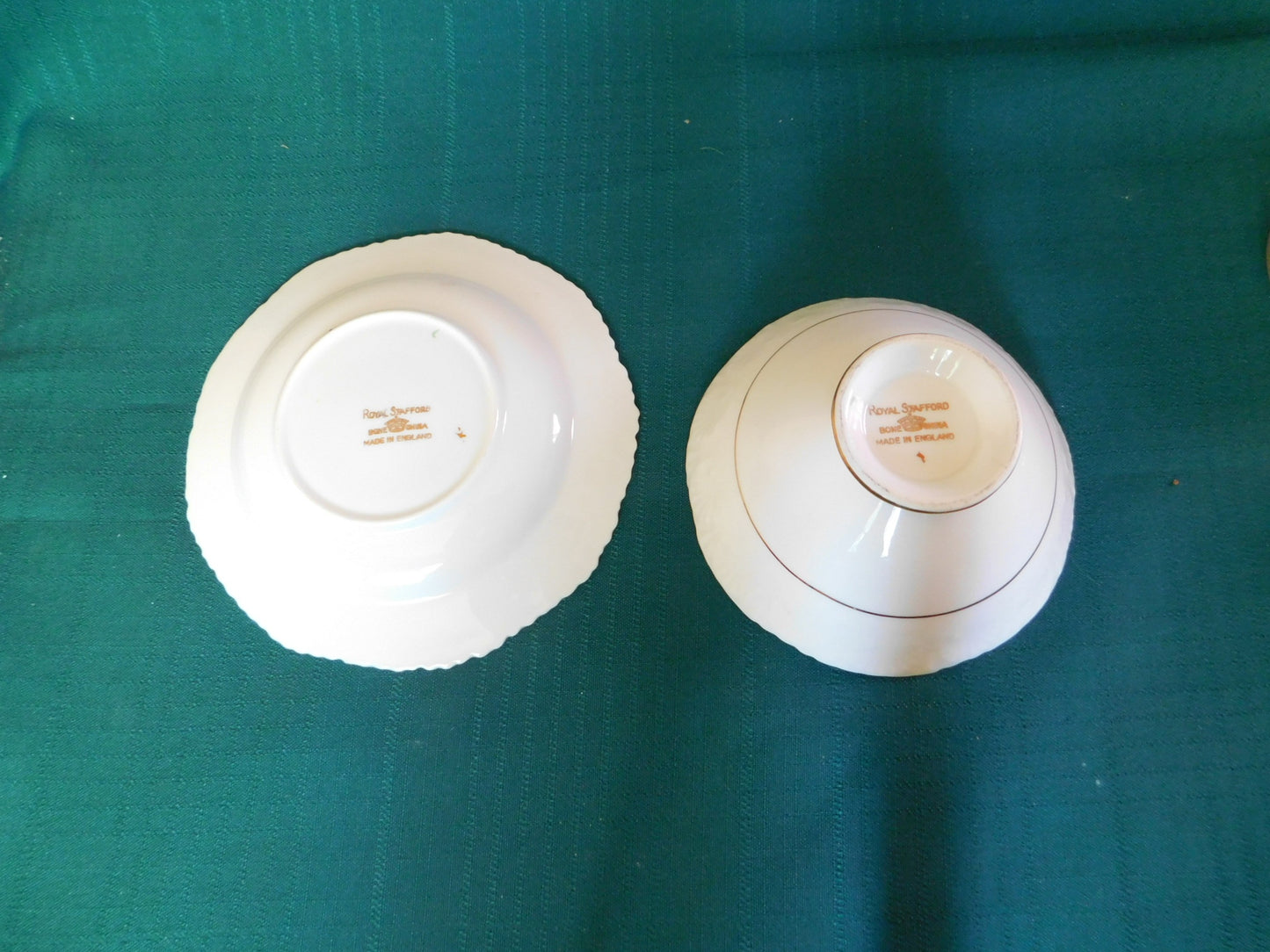 Royal Stafford small pink roses embossed green band bowl with underplate NMC