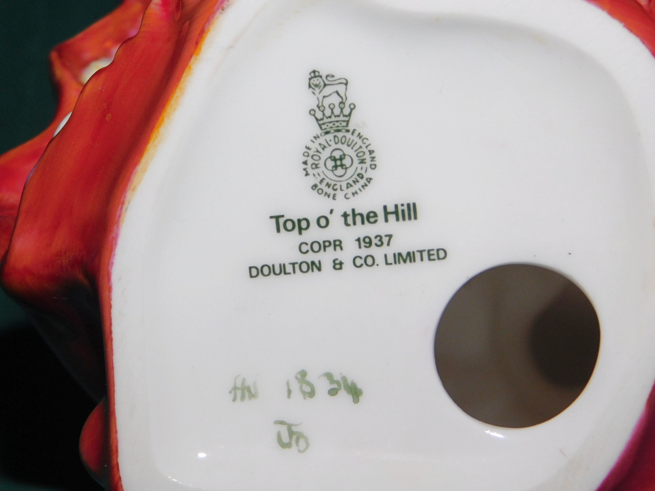 Royal Doulton Top o' the Hill HN1834 figurine handwritten mint condition