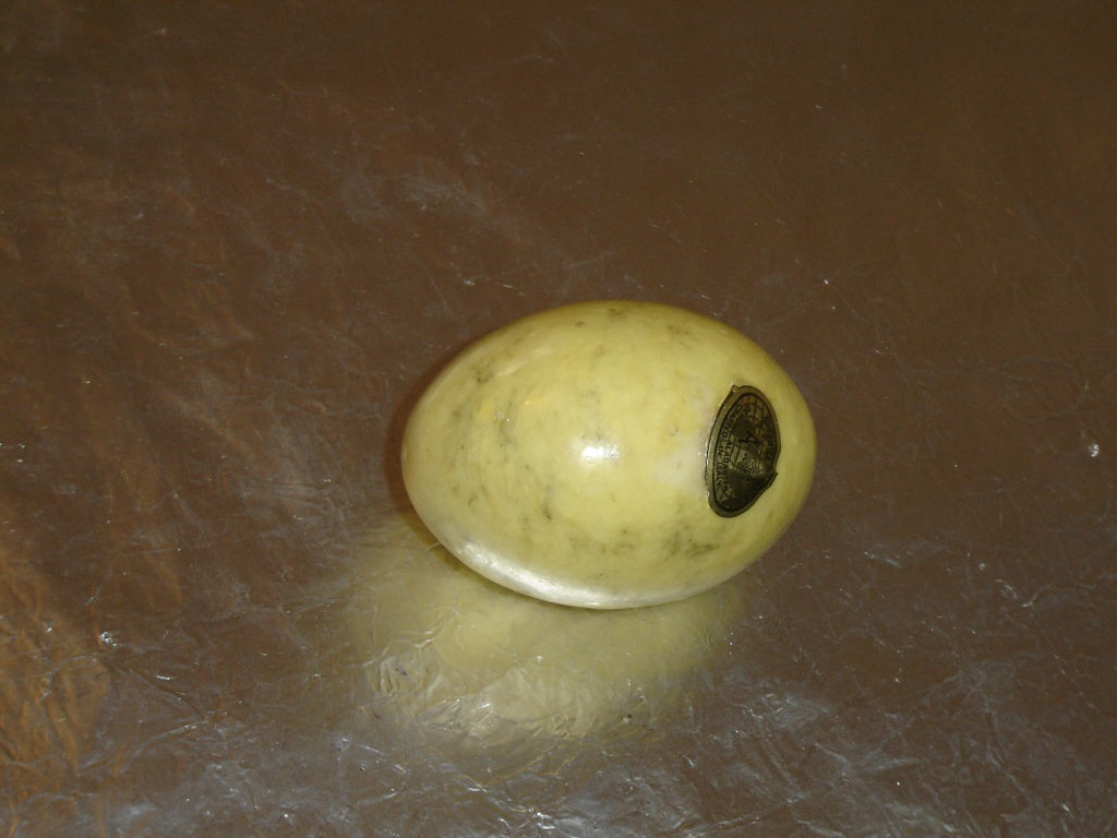 Cream Alabaster egg VGU