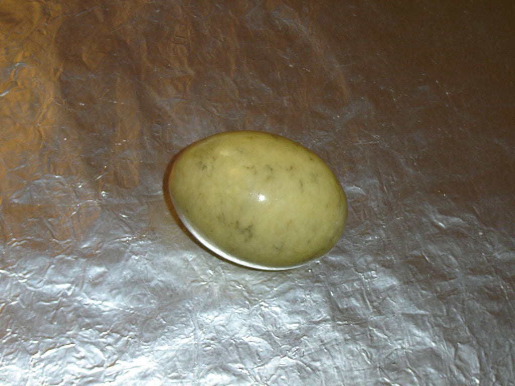 Cream Alabaster egg VGU