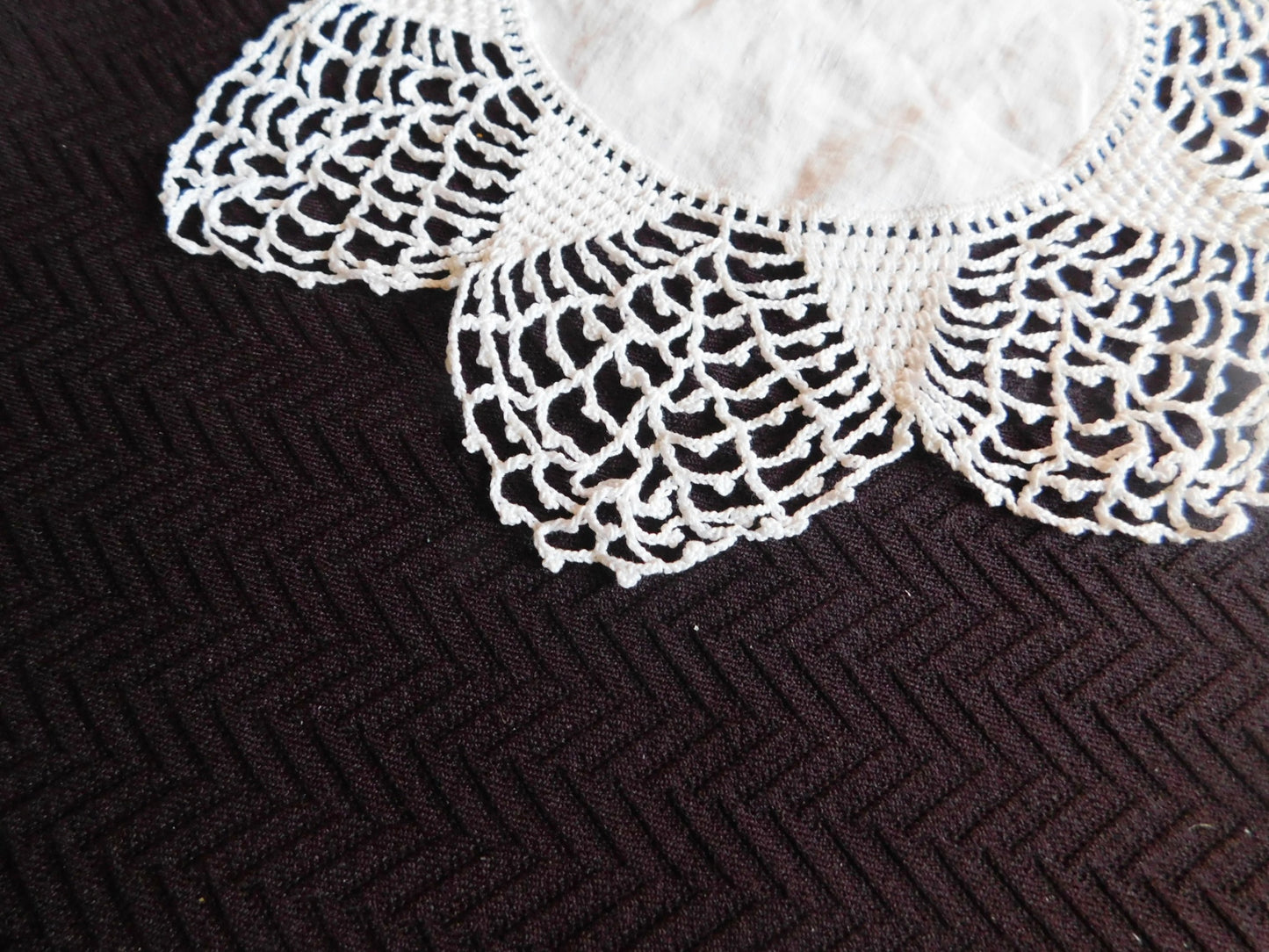 Vintage 8 point star crocheted doily with linen center