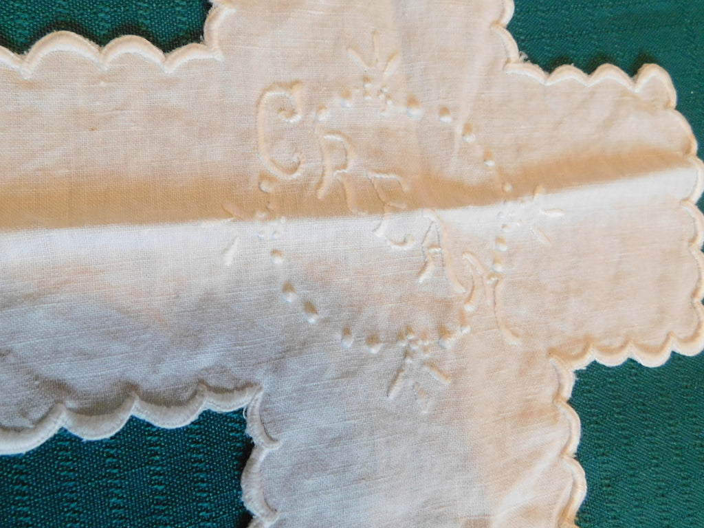 Vintage embroidered center linen scalloped edge cross shaped doily