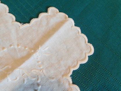 Vintage embroidered center linen scalloped edge cross shaped doily