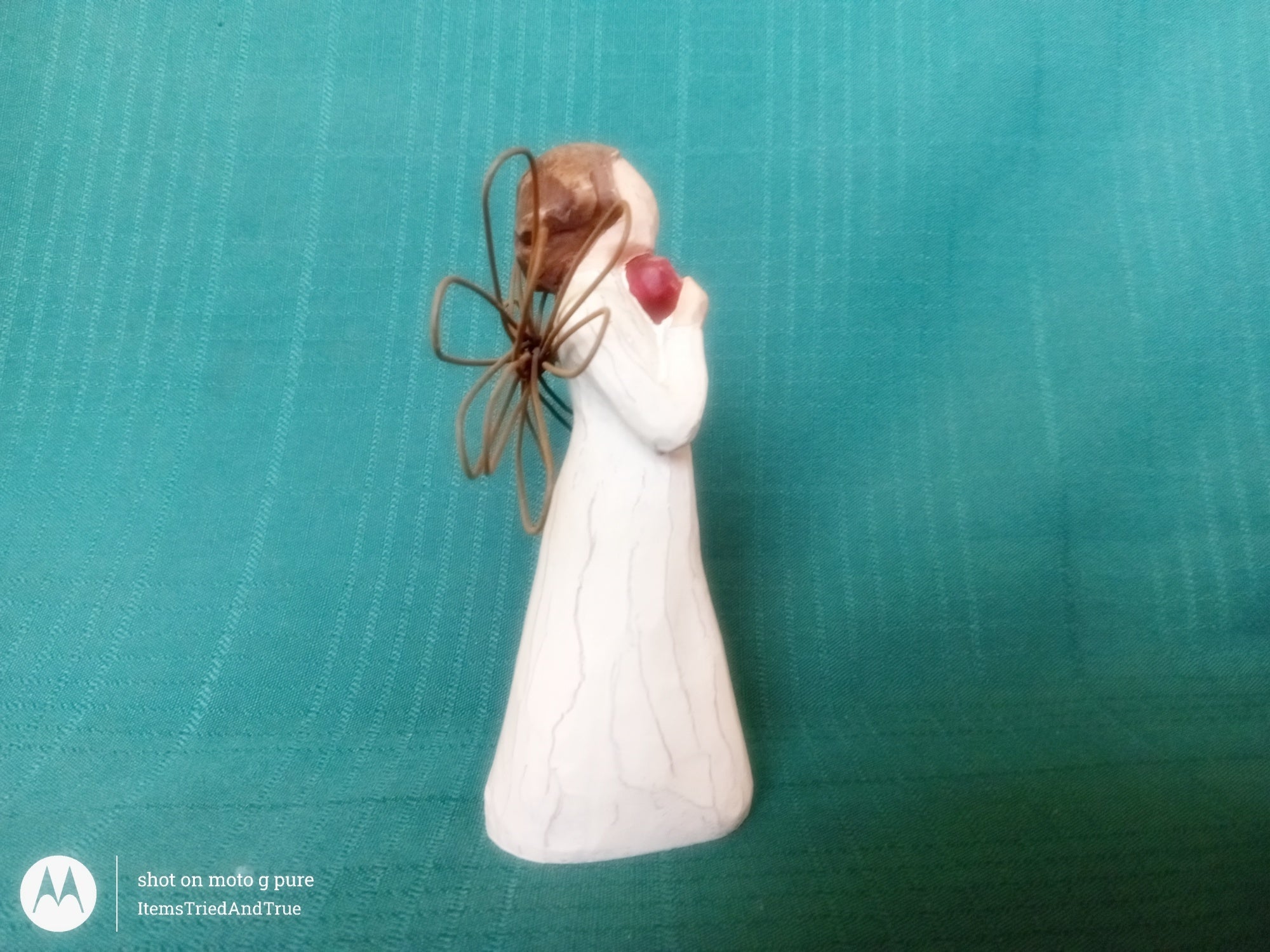 Willow Tree “Angel of the Heart” Figurine – Susan Lordi 2000 DEMDACO Collectible