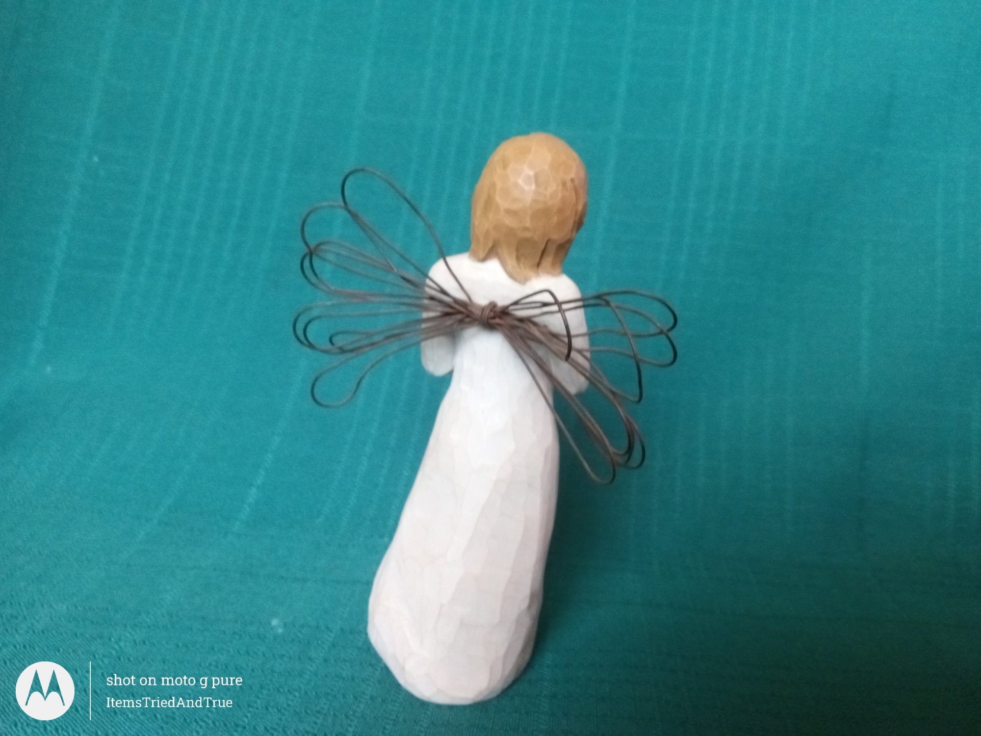Willow Tree “Angel of Remembrance” Figurine by Susan Lordi – DEMDACO 2001