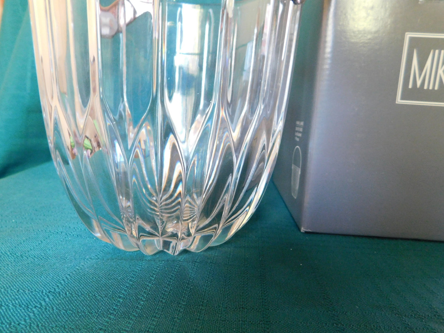 Mikasa Park Lane (2010) crystal ice bucket new in box (NOS)