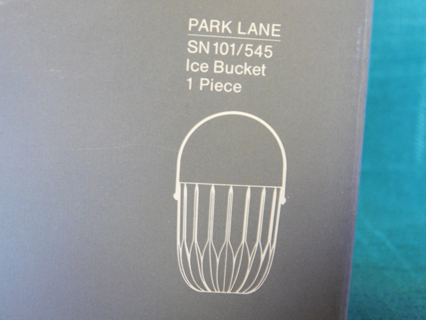 Mikasa Park Lane (2010) crystal ice bucket new in box (NOS)