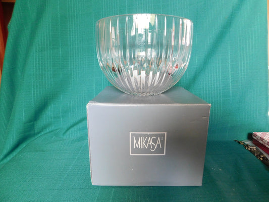 Mikasa Park Lane (1987) lead crystal bowl new in box new old stock