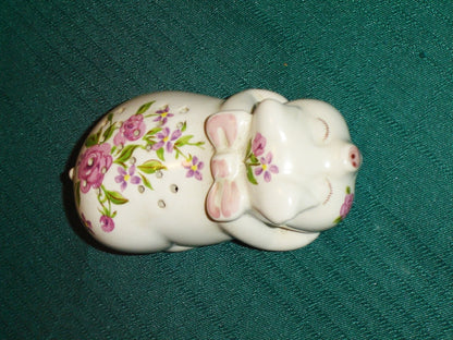 Avon pig potpourri holder pink flower 1978