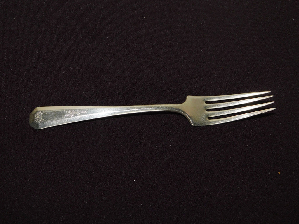Wm. Rogers & Son AA LaFrance (1920) fork VGU