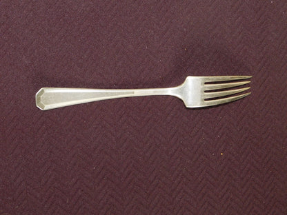 Wm. Rogers & Son AA LaFrance (1920) fork VGU