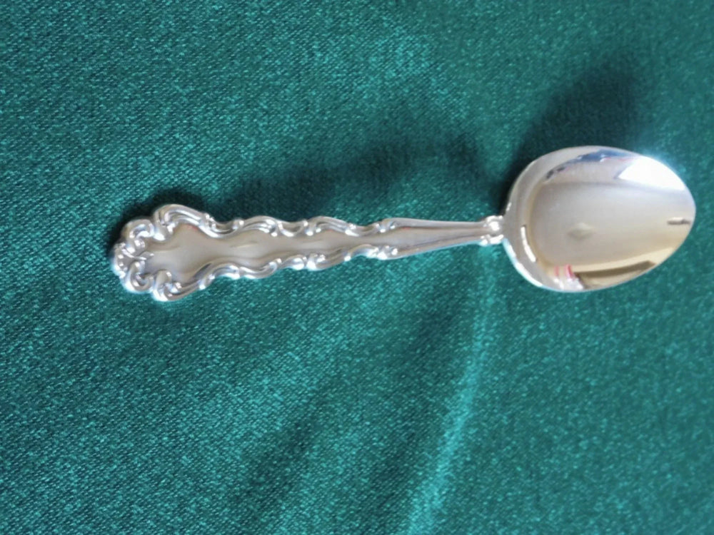 Community Modern Baroque Silverplate Flatware Ornate Vintage Oneida Pattern (1967)