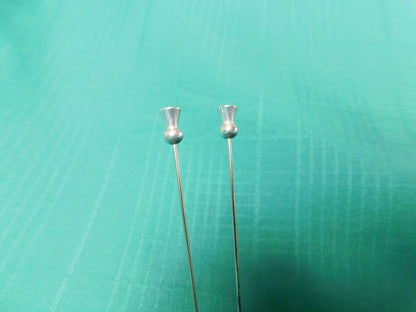 Vintage silver tone (pewter) hatpin VGU