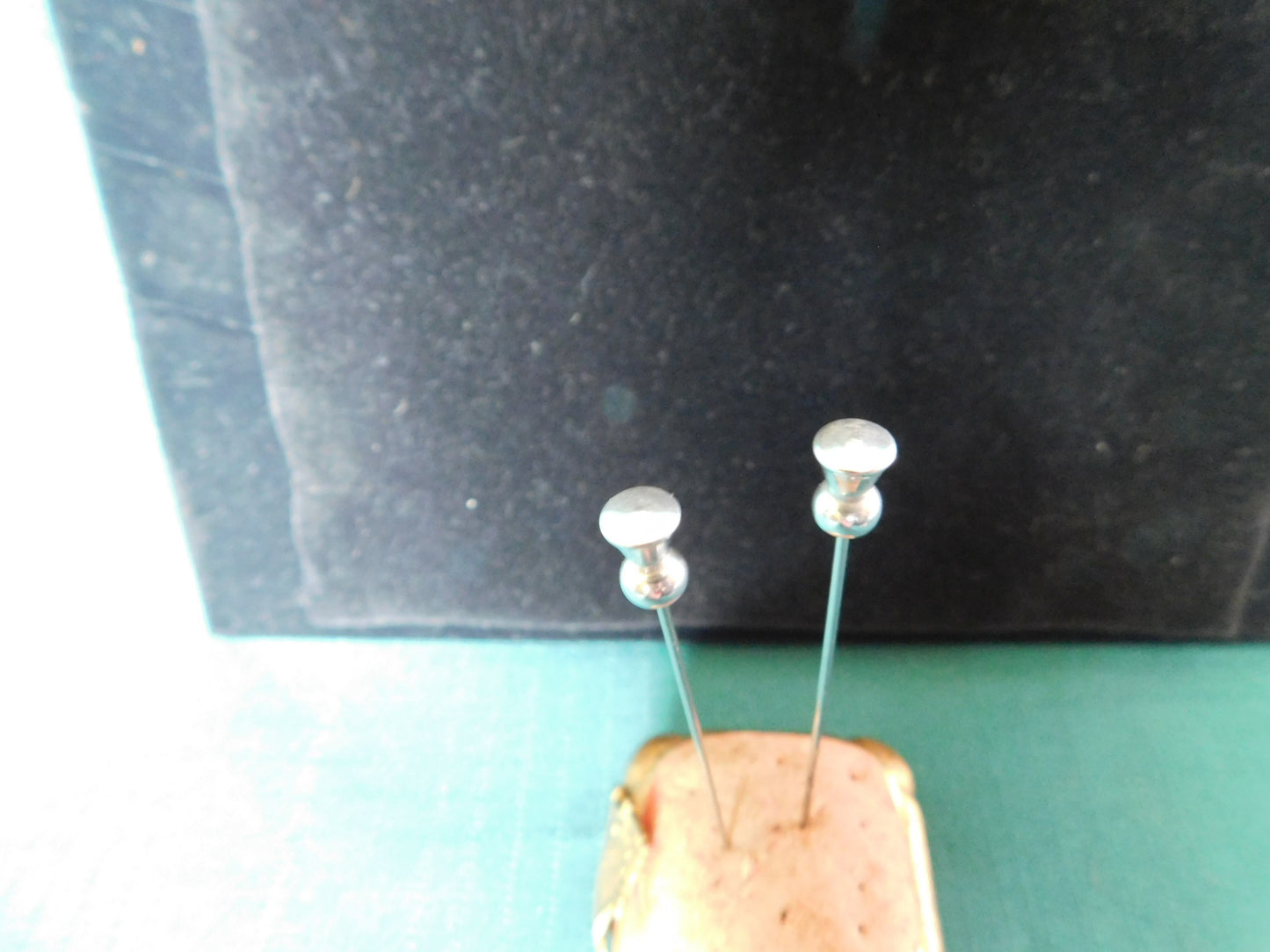 Vintage silver tone (pewter) hatpin VGU