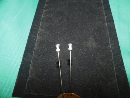 Vintage silver tone (pewter) hatpin VGU