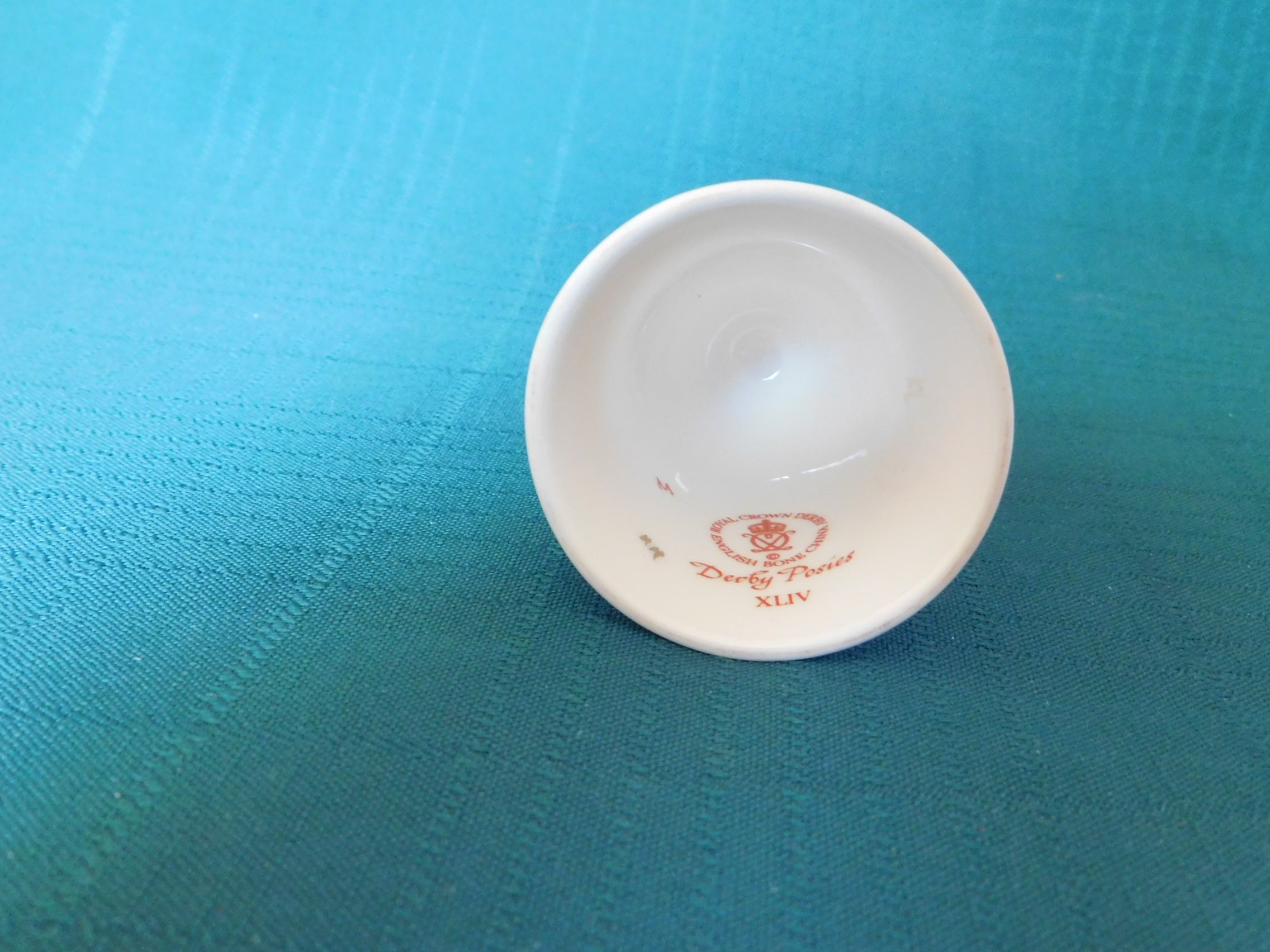 Royal Crown Derby bell (no clapper) Derby Posies (2003) near mint condition