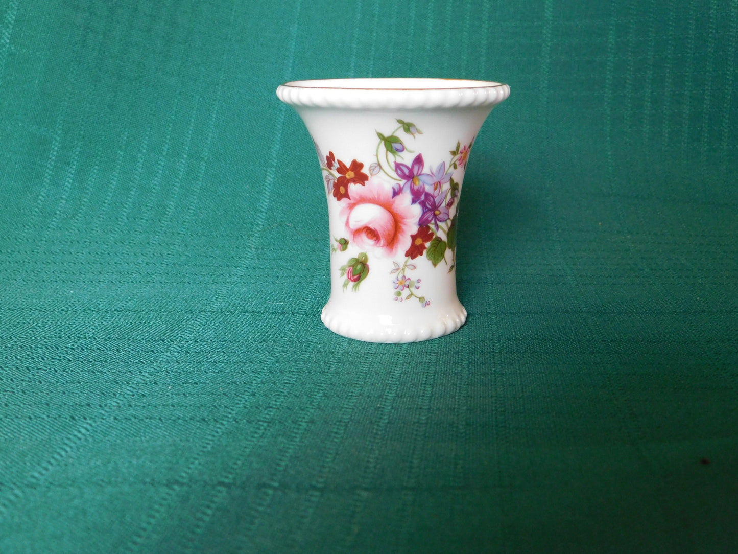 Royal Crown Derby 2 inch mini bud vase Derby Posies (2003) near mint condition